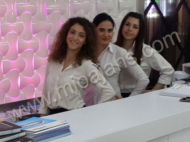 stand hostesi